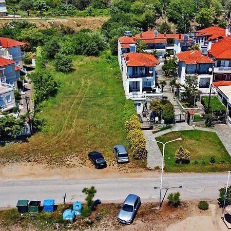 Beach Front Villa Nea Kallikrateia Kültér fotó